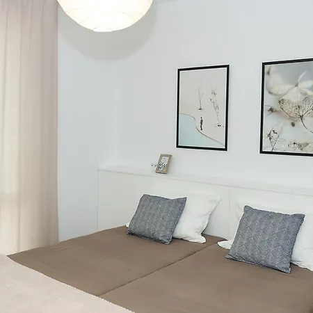 Stylish Retreat High-end Flat Downtown By Flat Mаnager *