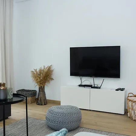 Daire Stylish Retreat High-end Flat Downtown By Flat Mаnager *