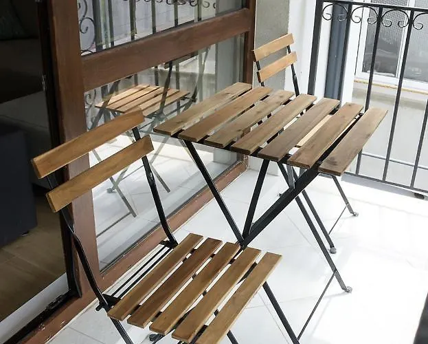 Stylish Retreat High-end Flat Downtown By Flat Mаnager * Варна