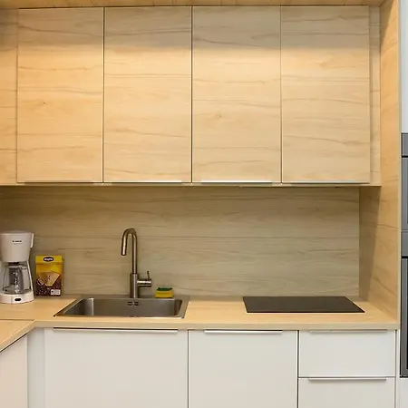 Stylish Retreat High-end Flat Downtown By Flat Mаnager فارنا